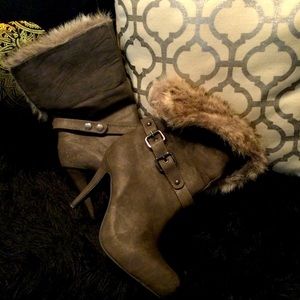 Bakers faux fur boots with heel